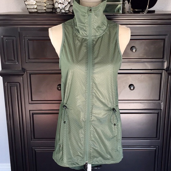 Adidas Vest - Picture 2 of 6